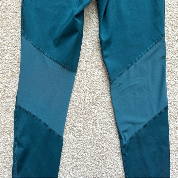 Old Navy Active Leggings - Picture 5 of 5